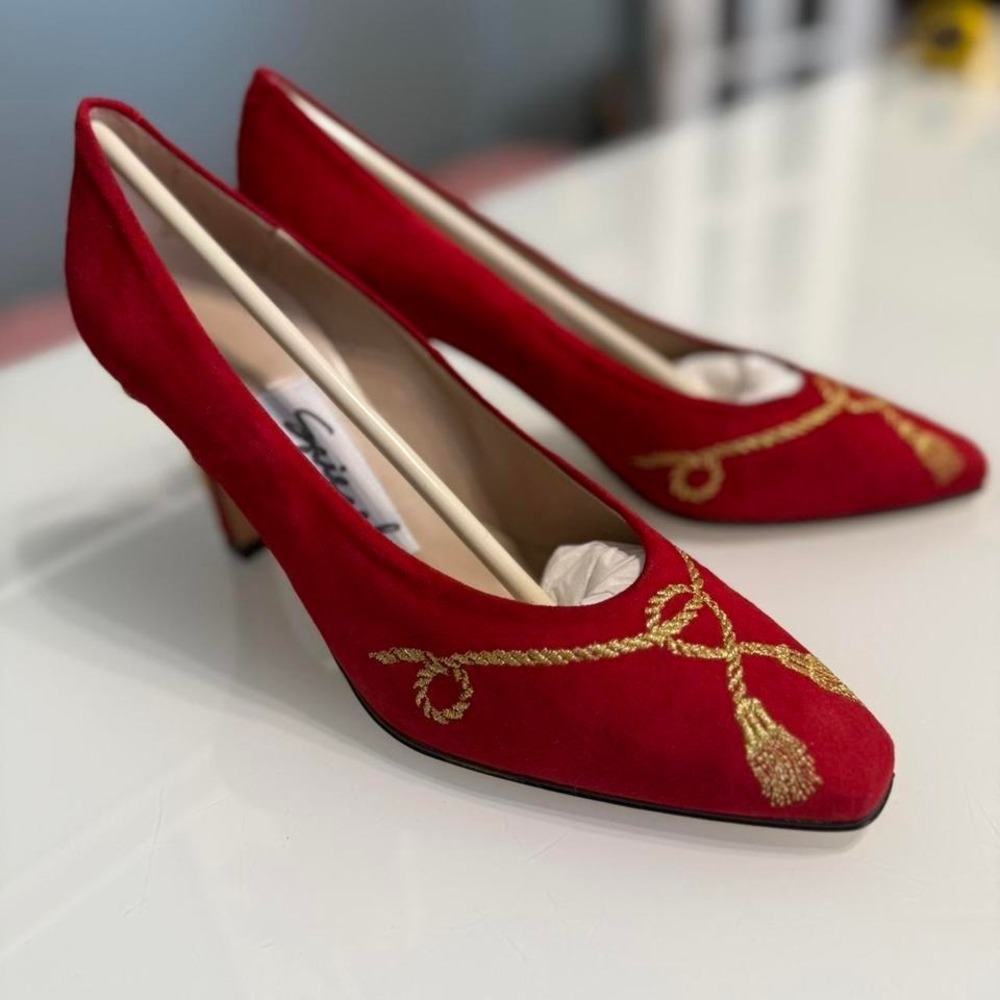 Vintage Spiegel Red Suede Tassel Pumps – Size 7 Medium